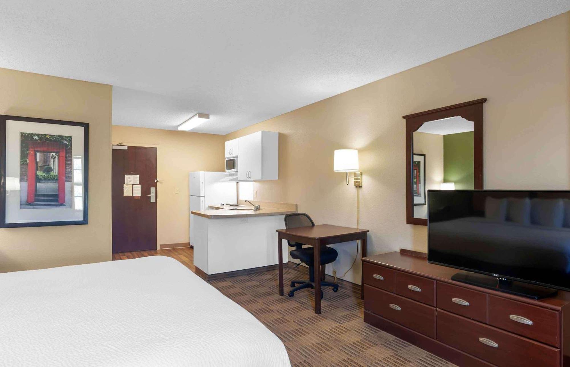 Extended Stay America Suites - Fort Lauderdale - Cypress Creek - Nw 6Th Way Zewnętrze zdjęcie
