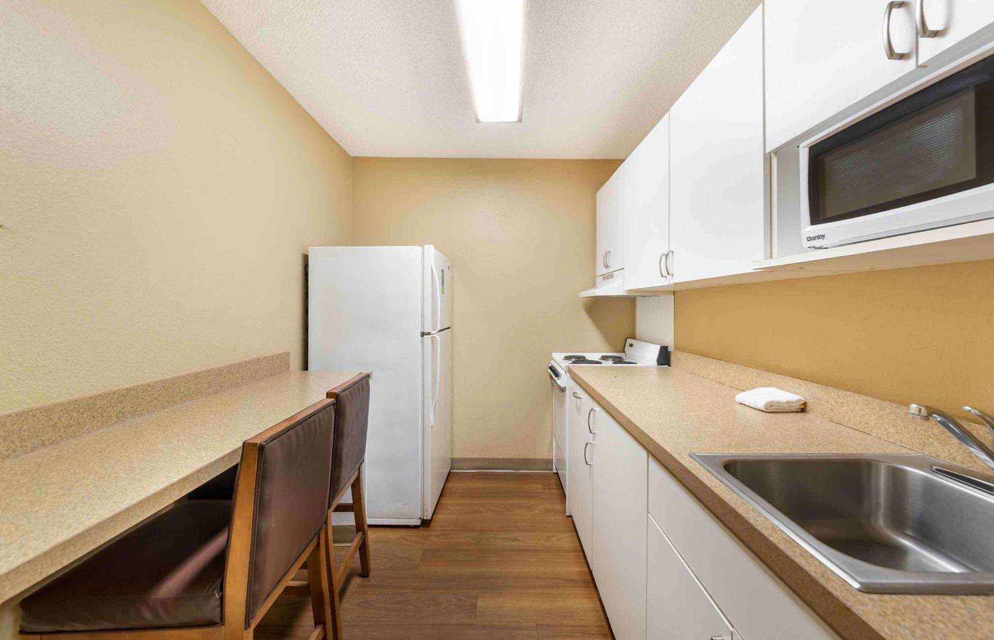 Extended Stay America Suites - Fort Lauderdale - Cypress Creek - Nw 6Th Way Zewnętrze zdjęcie
