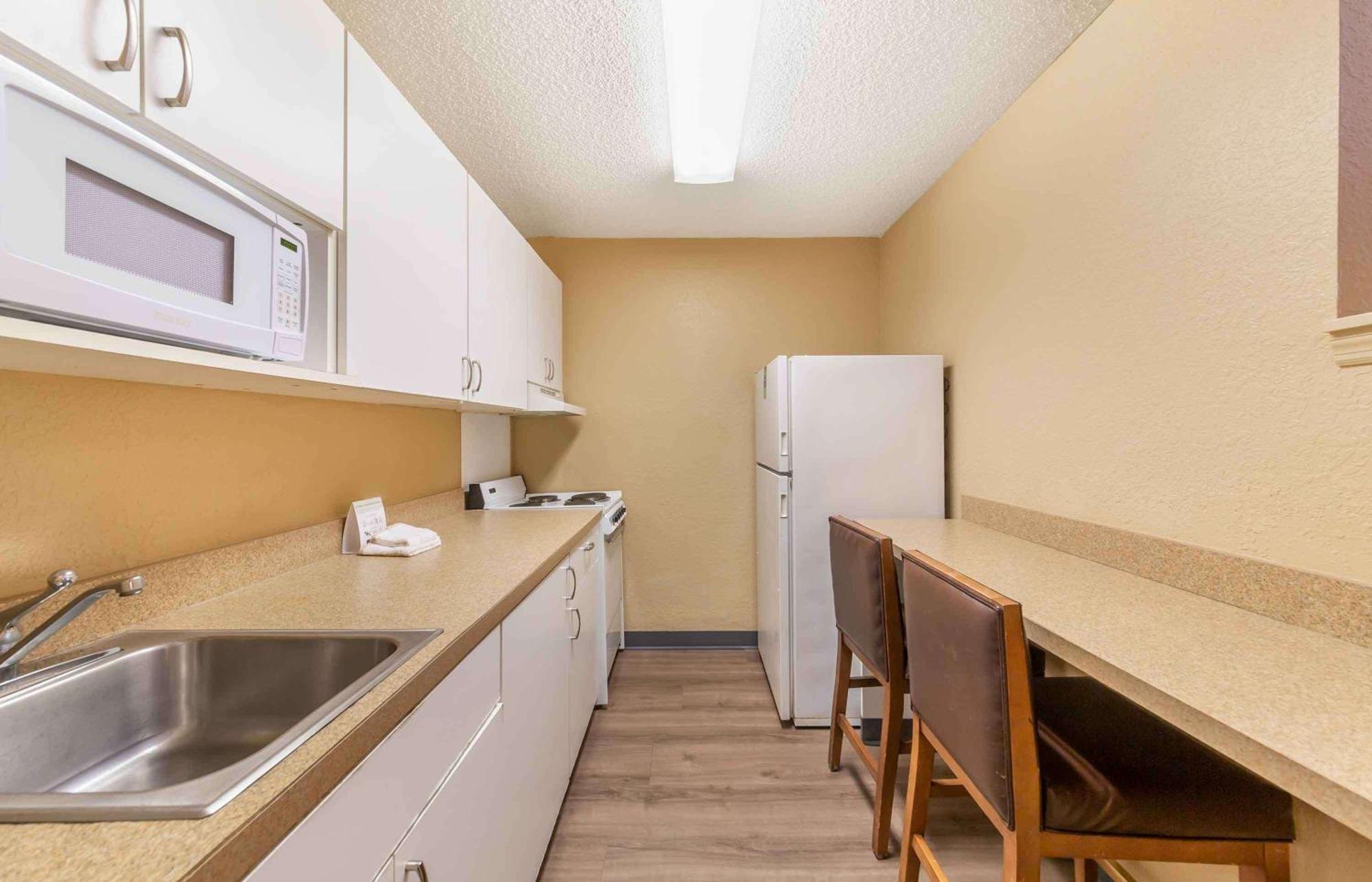 Extended Stay America Suites - Fort Lauderdale - Cypress Creek - Nw 6Th Way Zewnętrze zdjęcie