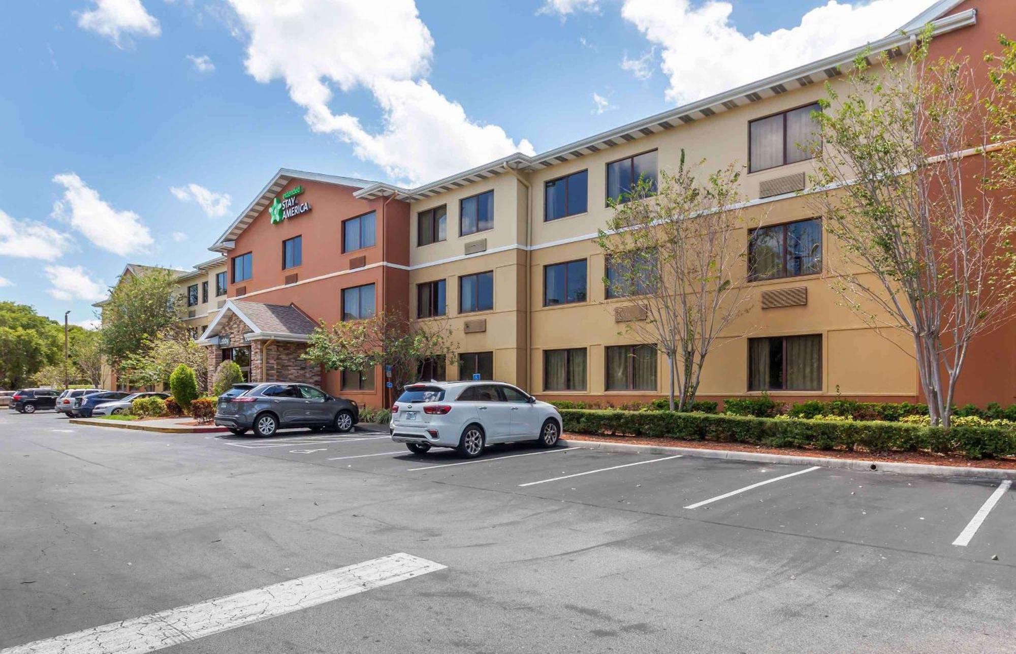 Extended Stay America Suites - Fort Lauderdale - Cypress Creek - Nw 6Th Way Zewnętrze zdjęcie