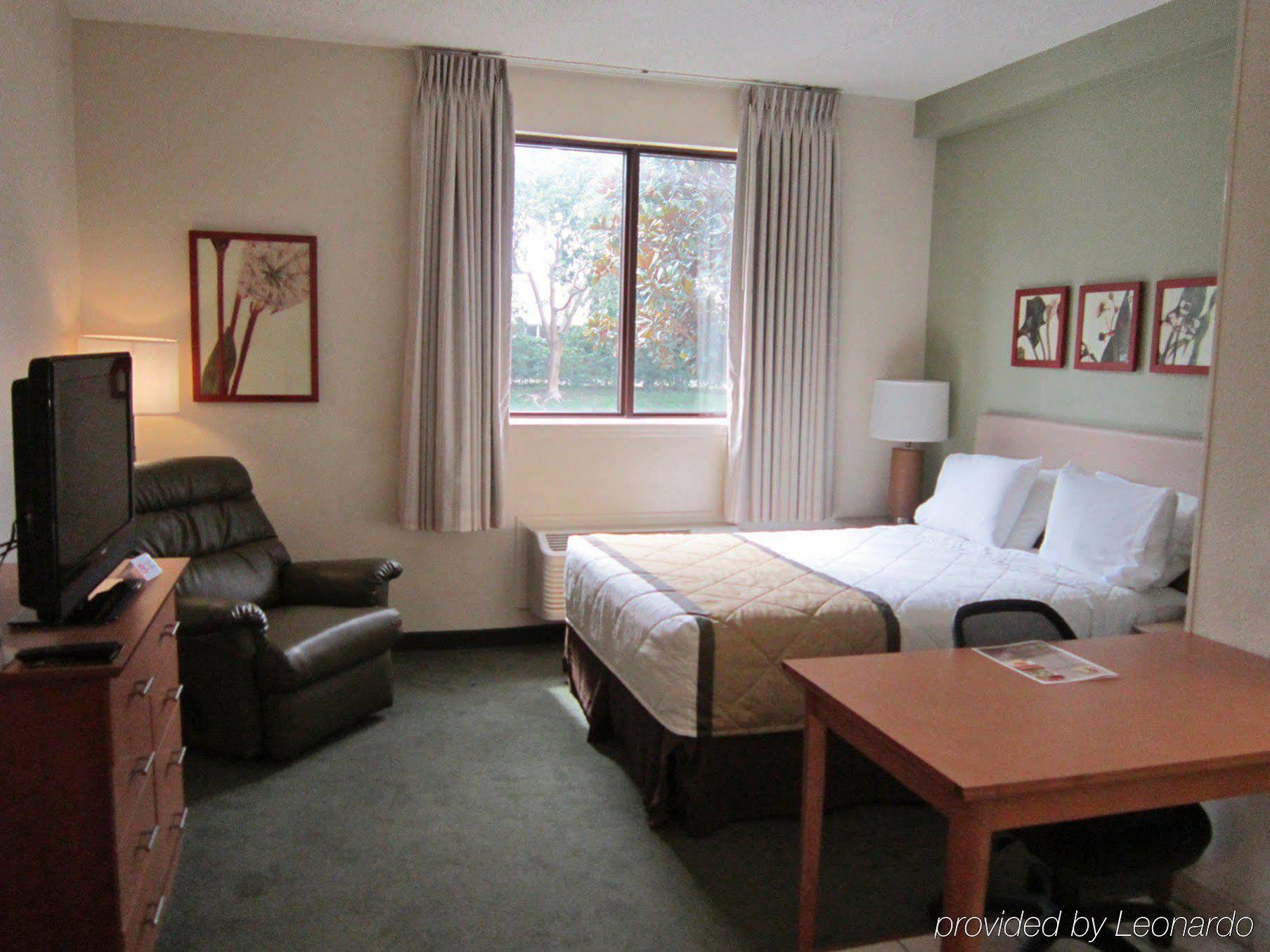Extended Stay America Suites - Fort Lauderdale - Cypress Creek - Nw 6Th Way Zewnętrze zdjęcie